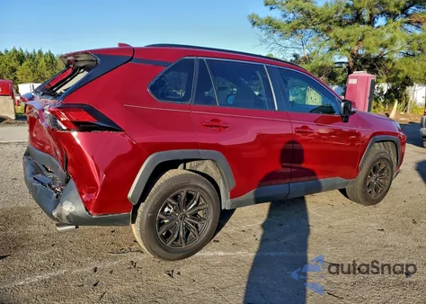 2022 Toyota Rav4 Xle from USA, damaged, VIN 2T3W1RFV0NW235001